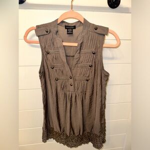Woman’s Brown Tank